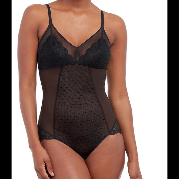 SPANX Other - SPANX Lace Bodysuit